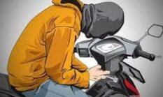 Pelaku Pencurian Motor di Alfamart Jombret Jatiwaringin Terekam CCTV