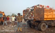 TPA Jatiwaringin Jadi Sorotan, Alat Berat Rusak Antrian Kendaraan Memanjang